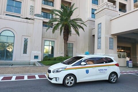 Transfert privé De l'aéroport au centre-ville de jeju ville (Deux façons )