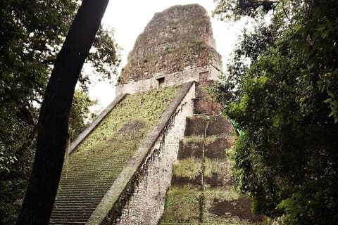 Vervoer van Belize City naar Flores / Tikal Guatemala