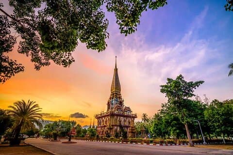 Tour della città di Phuket di mezza giornata con ATV