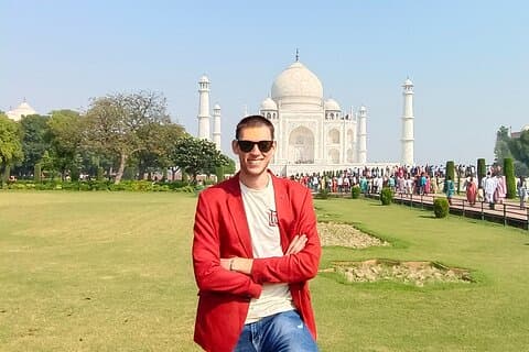 Taj Mahal and Agra Fort Tour From Delhi By Car