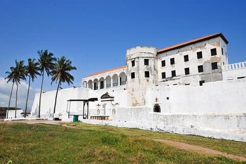 Full-Day Guided Tour around Cape Coast
