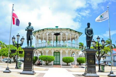 Tour Cultural de Día Completo por la Ciudad de Puerto Plata