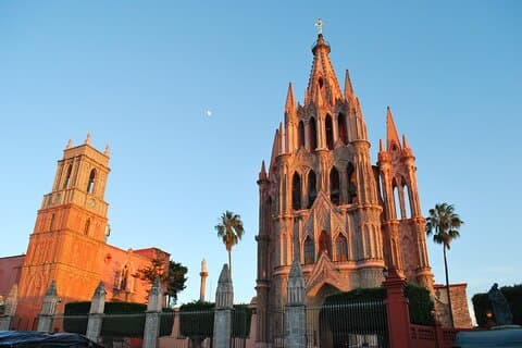 Private Transfer from Guanajuato City to San Miguel de Allende