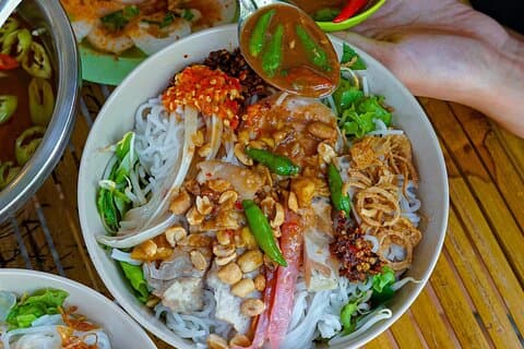Walking Food Tour of Da Nang