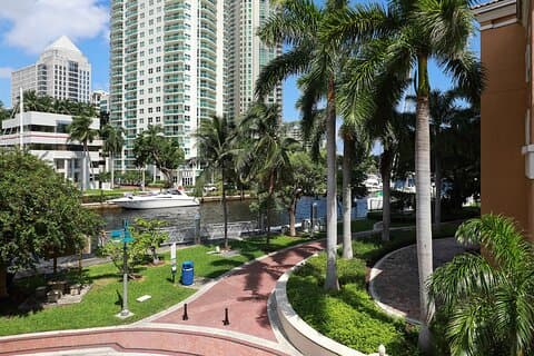 Fort Lauderdale Riverwalk Selvguidet lydvandring