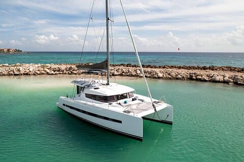 Private 40' Catamarán de Bali – Bebidas y comida incluidas