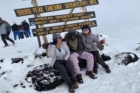 Beste 5-dagers Marangu rute klatring på Kilimanjaro