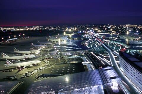 Trasferimento privato dall'aeroporto Charles de Gaulle a Parigi