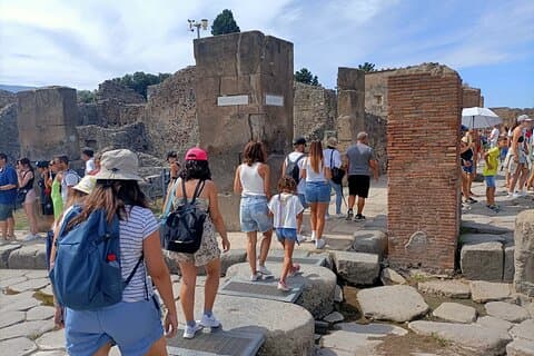 Skippa kön arkeologisk rundtur i det antika Pompeji