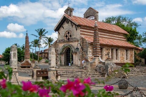 Discover Altos de Chavón: Famous Mediterranean Village & Higüey