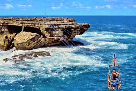 Excursão de um dia em Yogyakarta Jomblang Cave & Timang Beach