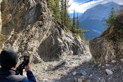 Canmore: Canyons & Cave målningar - 2.5h Vandringstur