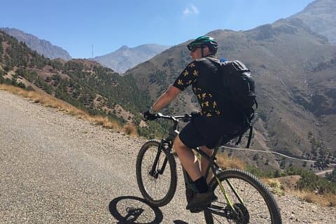 Ganztägige E-Bike-Tour im Atlasgebirge mit lokalem Mittagessen