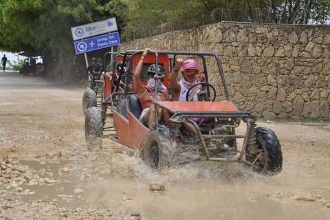 Full gas i Buggy från Puerto Plata