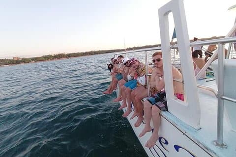 Crociera al tramonto con snorkeling in catamarano Blue Dolphin da Tamarindo