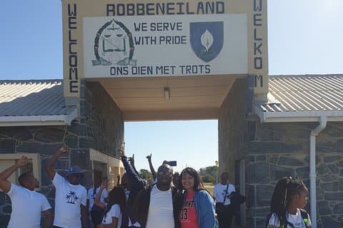 Private Full-Day Tour to Robben Island and Table Mountain