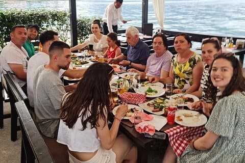 Blue Cave tour and lunch at the local Restaurant, all inclusive - 5h duration