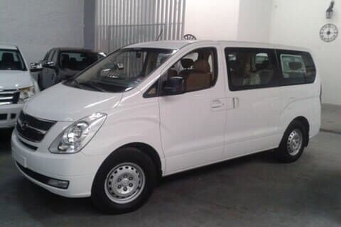 Transfer van of naar luchthaven Mariscal Sucre (enkele reis)