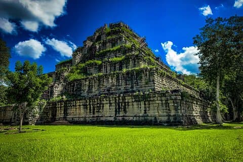Charter af privat bil hele dagen – Udforsk Beng Mealea & Koh Ker Temples