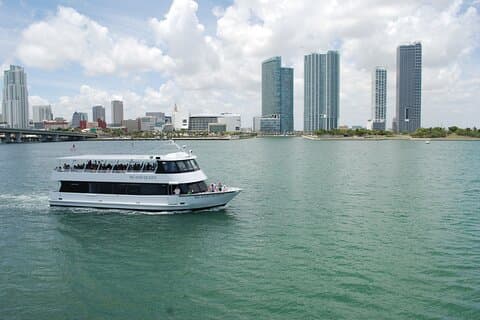 Millionaires Row Bay Cruise plus Open-top Double Decker Bus Tour