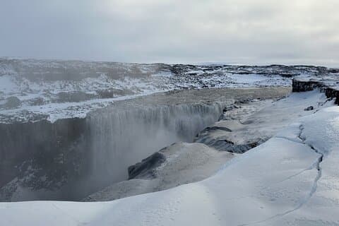 4x4-Minibus-Tour See Myvatn, Dettifoss, Selfoss, Godafoss und Naturbäder