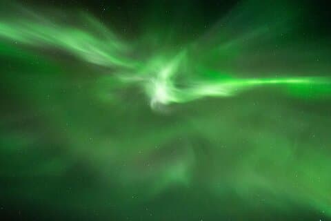 Tour Privado da Aurora Boreal - Champagne & Chocolates Aurora Hunt