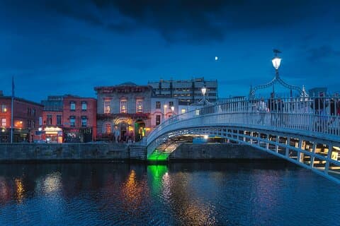 Dublin Ghost Hunt utforskning spill og tur