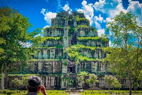 Full-Day Private Car Tour-Preah Vihear & Koh Ker from Siem Reap