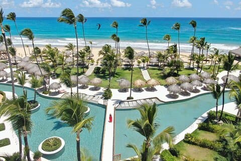 Transfert privé de l'aéroport de Punta Cana vers / depuis Excellence El Carmen