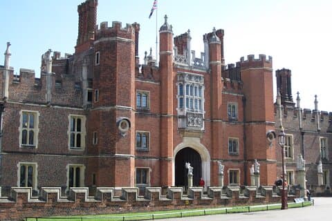 Hampton Court Palace privat tur - opdag Henry VIIIs udskejelser