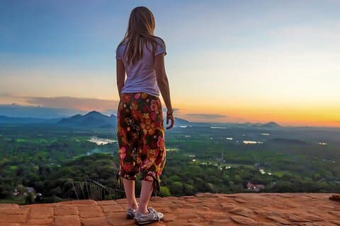 Udforsk den antikke by Dambulla og Sigiriya fra Negombo.