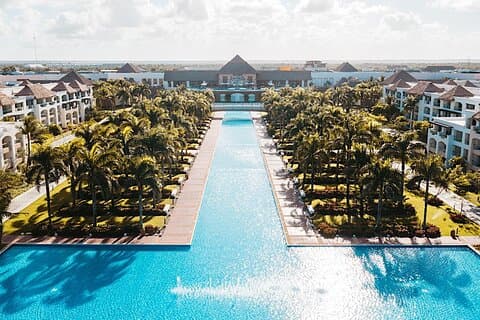 Transfert privé de l'aéroport de Punta Cana vers / depuis le Hard Rock Punta Cana