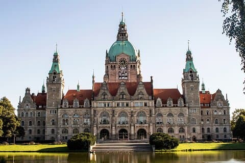 Private Transfer From Hamburg to Hannover, English Speaking Driver