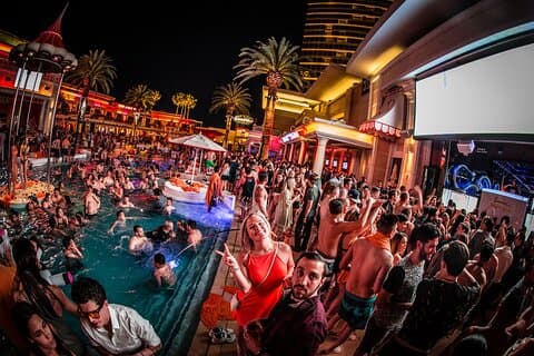 Entrée VIP discothèque de Las Vegas avec bus de fête