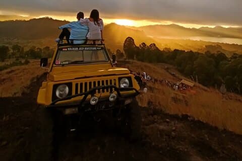 Excursion au lever du soleil en jeep à Kintamani Batur