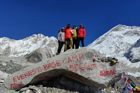 Caminata privada al campamento base del Everest en Nepal