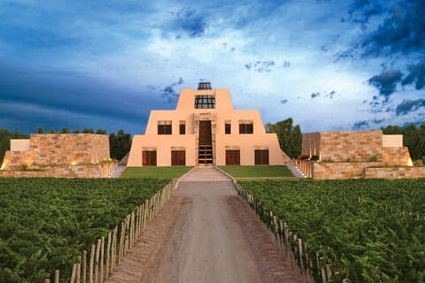 Bodega Catena Zapata, Almuerzo El Enemigo y Transporte Privado