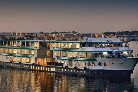 Nile Cruise 5 dager / 4 netter fra Luxor til Aswan