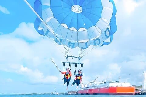 Bali Watersport: aventura en parasailing, banana boat, donut boat y moto acuática