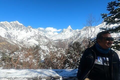 Everest Base Camp Helicopter Halvdagstur med flere landinger
