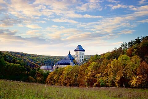 Visite privée du château de Karlštejn : dévoilement du trésor gothique tchèque