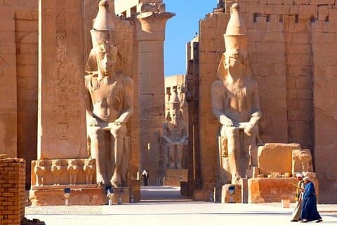Excursion d'une journée complète à Louxor aux tombeaux des temples de Cisjordanie et de l'Est (privé)