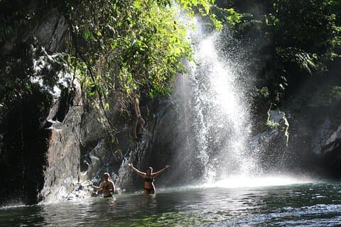 Privétour: wandelen naar de kristallijne MELCOCHO-rivier vanuit MEDELLÍN