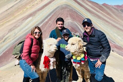 Der Vinicunca Rainbow Mountain an einem Tag von Cusco aus