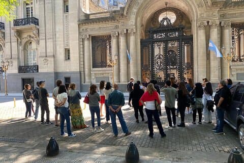 Buenos Aires, cidade europeia. 2 horas com um guia especializado.