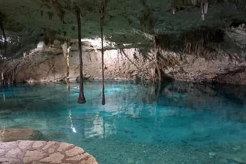 Tulum Heldagstur med Taak Bi Ha Cenote och Sacred Cenote