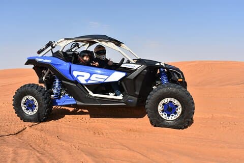 Can-Am Maverick X3 RS Turbo Dubai mit Sandboarding und Kamelen