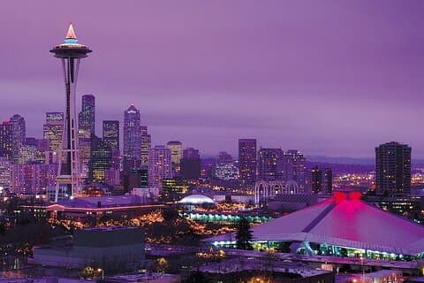 Seattle’s Yuletide Magic: A Christmas Wonderland Private Tour