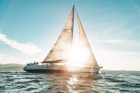 2 Day & 2 Night Whitsundays Sailing Adventure on Broomstick