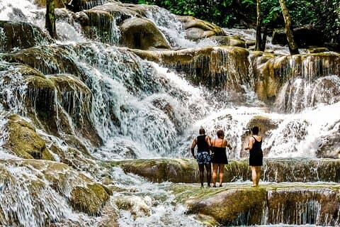 Dunn's River Falls & Blue Hole Combo Tour från Ocho Rios